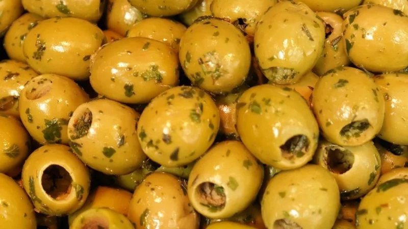 Primera afirmación: las aceitunas son un alimento pleno de nutrientes
