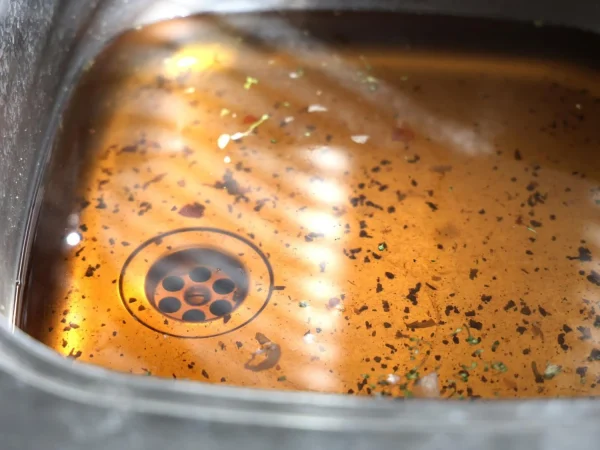 La técnica de la sal y el agua caliente