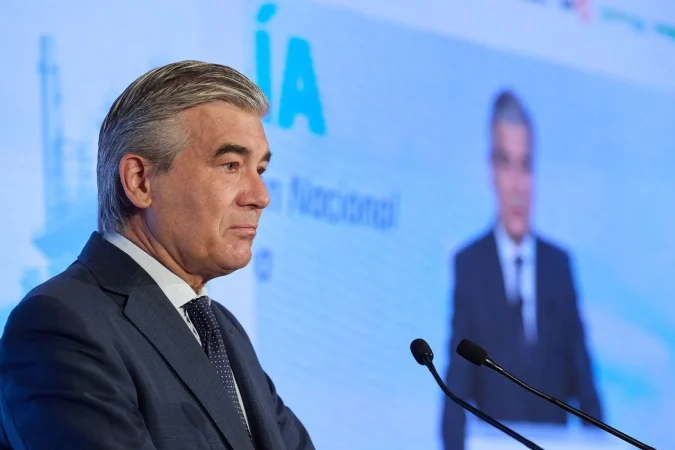 Los 50 dirigentes empresariales más influyentes de la empresa en España 5 Merca2.es EuropaPress 5423244 presidente naturgy francisco reynes interviene viii foro energetico Merca2.es
