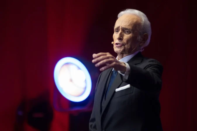 EuropaPress 6288970 cantante compositor director orquesta josep carreras actuacion paseo gracia Merca2.es