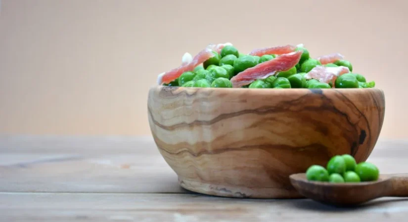 Preparaciones con las que puedes combinar los guisantes con jamón