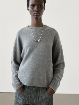 Descubre el jersey de cashmere de Massimo Dutti: el toque de suavidad y elegancia que tu piel necesita este invierno 37 Merca2.es Jersey punto cuello redondo 100% cashmere