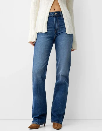 Bershka introduce el jean de tiro alto que estiliza y alarga la figura 51 Merca2.es Jeans high waist straight confort