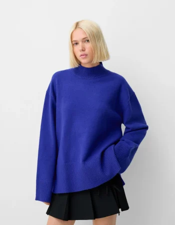 El jersey oversize de Bershka que todas quieren: confort, estilo y gran precio 26 Merca2.es Jersey cuello alto