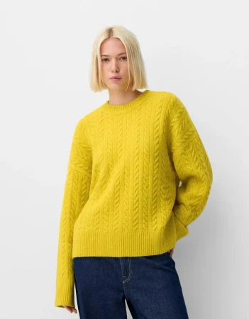 El jersey oversize de Bershka que todas quieren: confort, estilo y gran precio 23 Merca2.es Jersey oversize trenzado