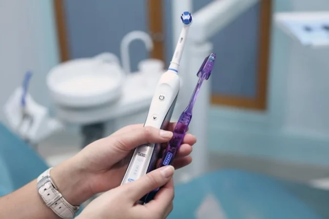 No dejes nunca el cepillo de dientes en este sitio, es por tu propia salud 129 Merca2.es ¿Existe un lugar concreto que sea ideal para colocar el cepillo de dientes?