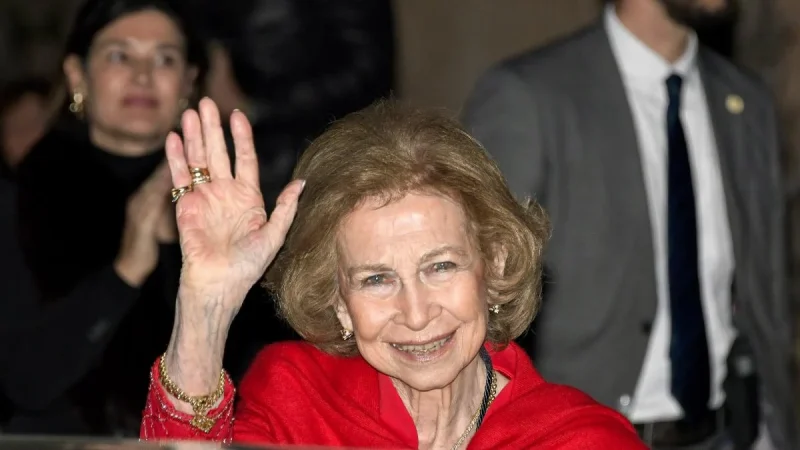 Reina y cuidadora de recuerdos: su afición por la fotografía