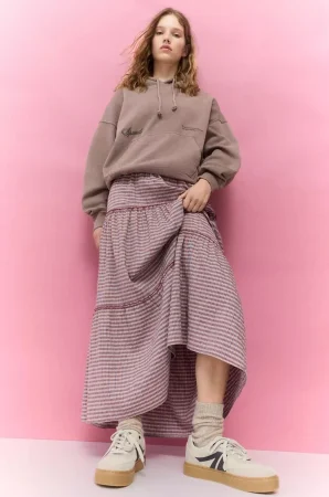 Pull&Bear apuesta por las zapatillas de suela XL para triunfar en las rebajas