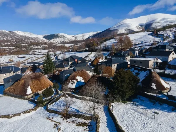 Folklore, gastronomía y chimeneas que desafían las más bajas temperaturas