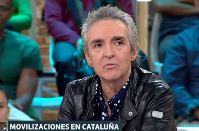 Un famoso cantante llama "capo de una familia mafiosa" a Juan Carlos I en directo 105 Merca2.es El paralelo con Cataluña y la propuesta democrática y radical