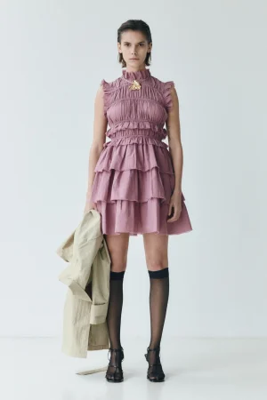 Lo nuevo de Sfera: prendas irresistibles para renovar tu armario con estilo 53 Merca2.es Vestido corto volantes