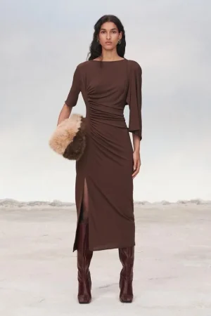El vestido tendencia de Zara para brillar este año nuevo elegante, cómodo y perfecto para cualquier ocasión 30 Merca2.es VESTIDO MIDI DRAPEADO LIMITED EDITION