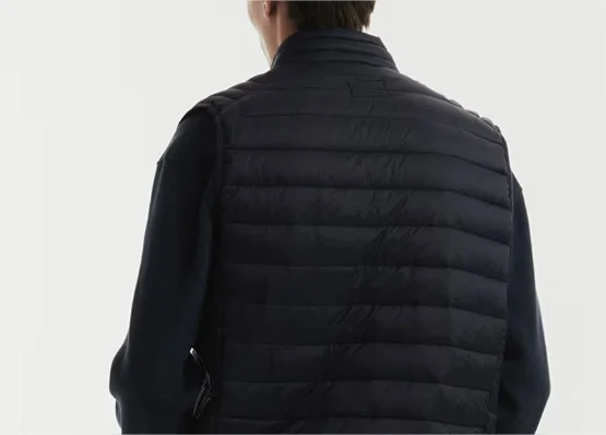 El Corte Inglés: 9 ofertas geniales en moda para ir a la última al mejor precio 6 Merca2.es chaleco Merca2.es