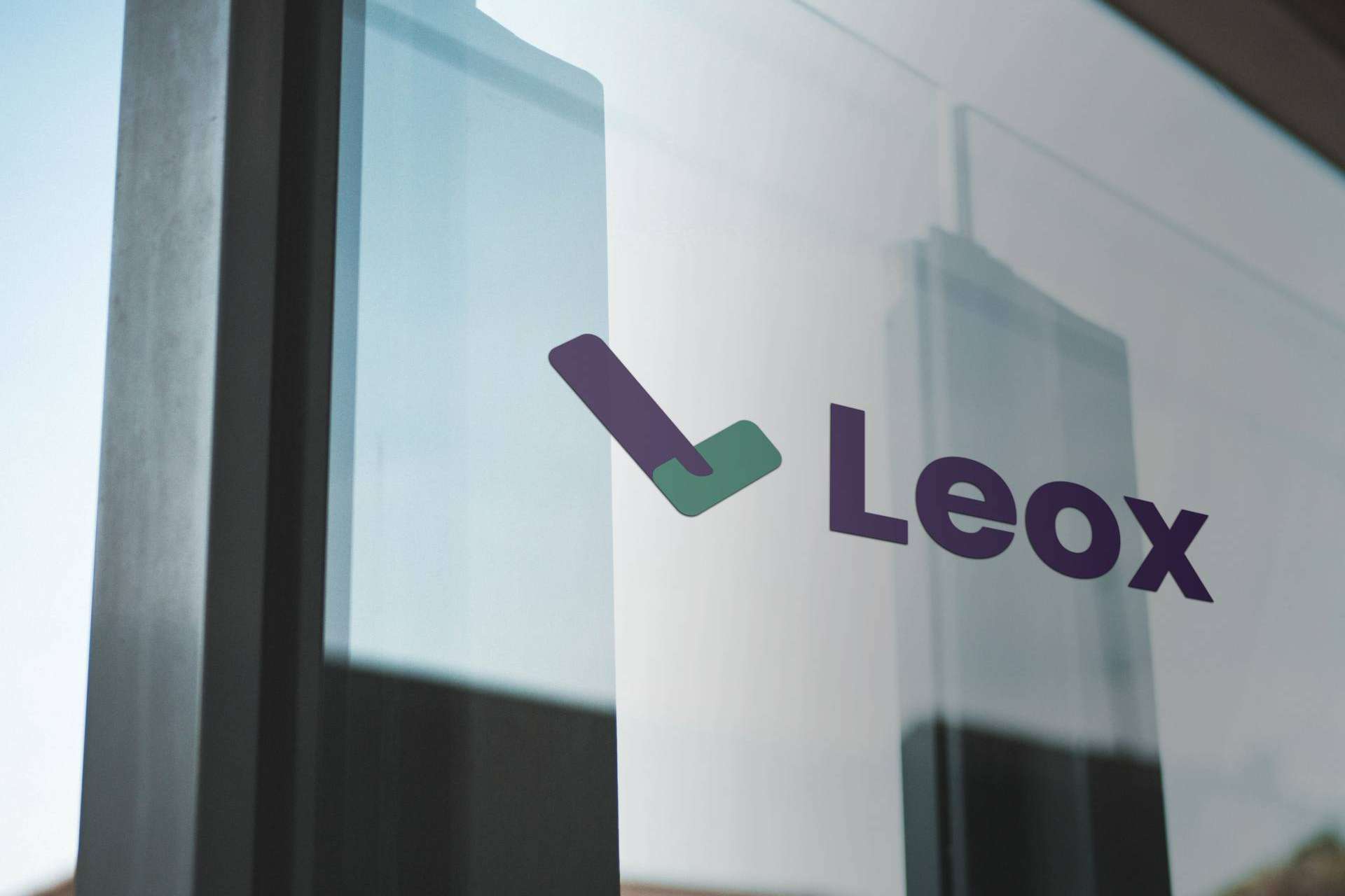 Leox; Simplificando la gestión de trámites legales para particulares y empresas Leox; Simplificando la gestión de trámites legales para particulares y empresas