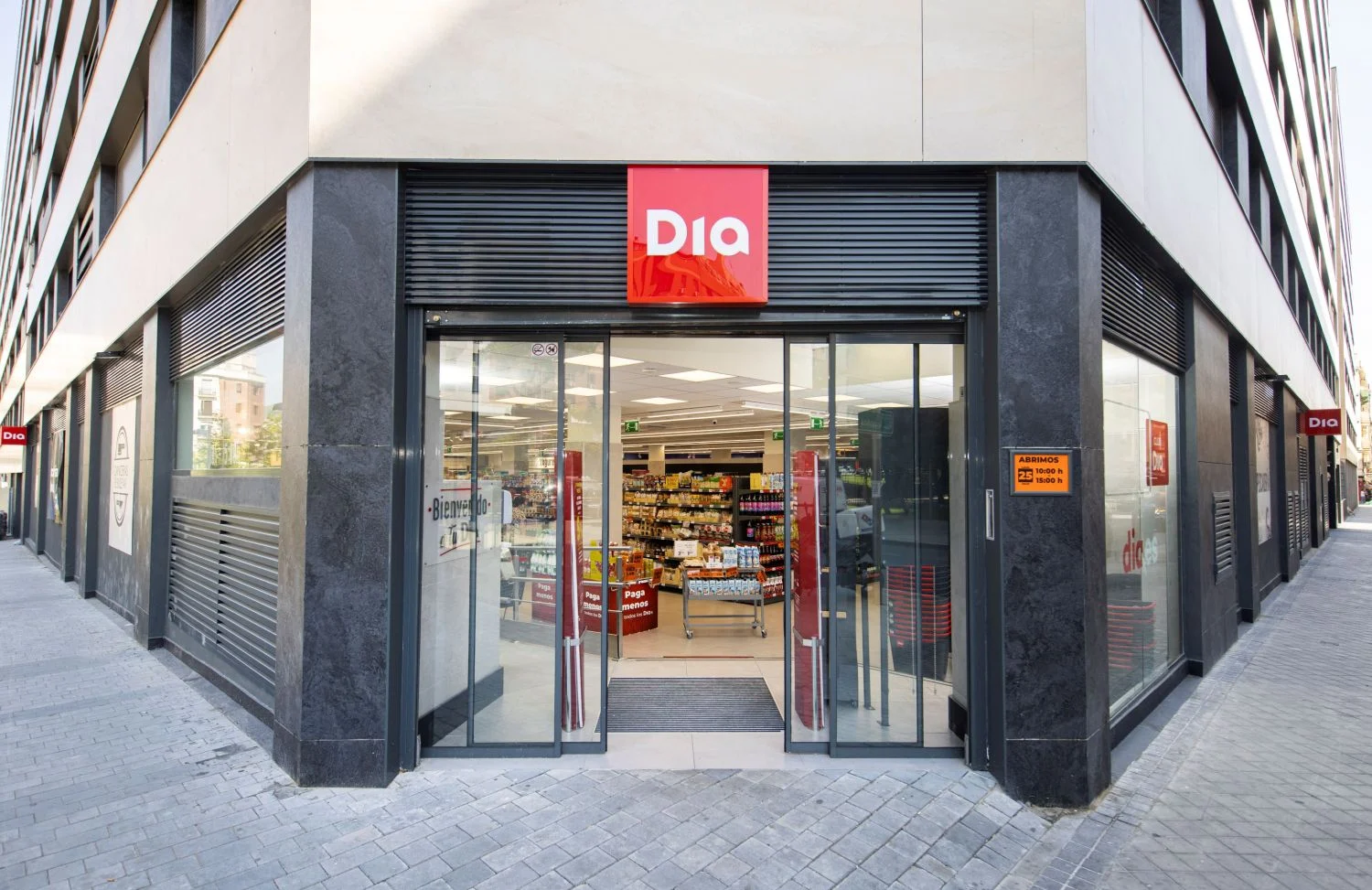 La fachada de una tienda Dia en España.