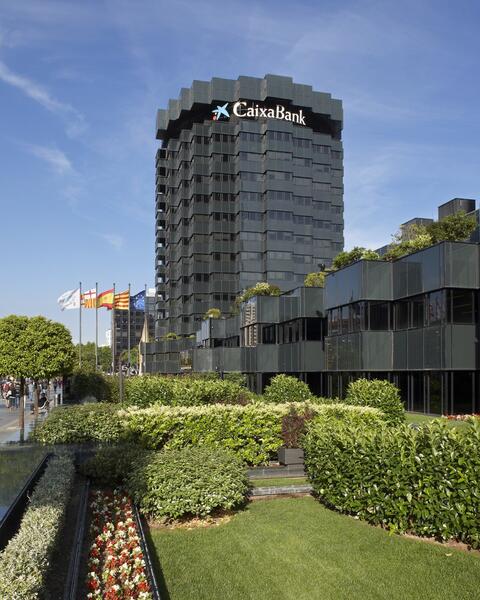 CaixaBank ejecuta cerca del 86,5% de su recompra de acciones en la decimocuarta semana de su programa