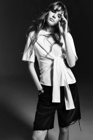 Camiseta manga corta nudo