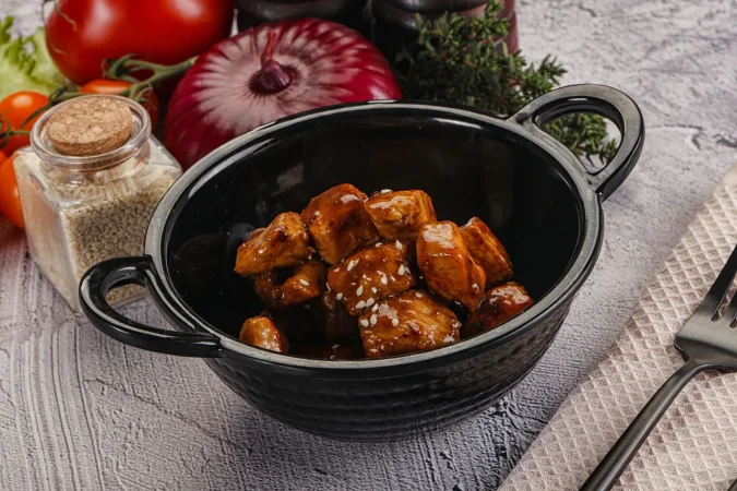 Acompañantes ideales para potenciar el guiso del rabo de toro