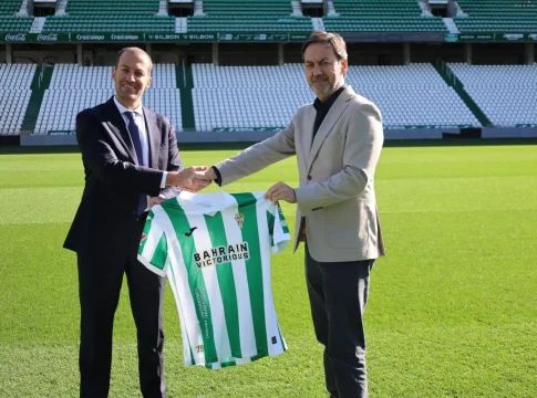 El consejero Alsharif Fasal Bin Jamil y el CEO Antonio Fernández Monterrubio