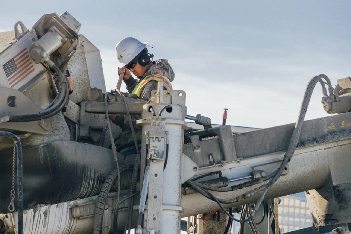 Los Beneficios de Comprar Equipos Industriales Usados
