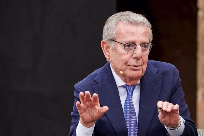 Javier Godó asciende en Criteria Caixa tras reconciliar a La Vanguardia con Madrid