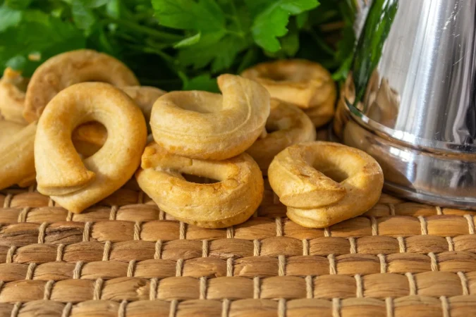 Darles la forma a los periquitos de Carnaval