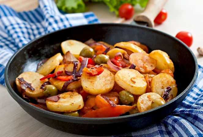 Preparación del guiso de bacalao con verduras y patatas: la guía en la que te explicamos todo