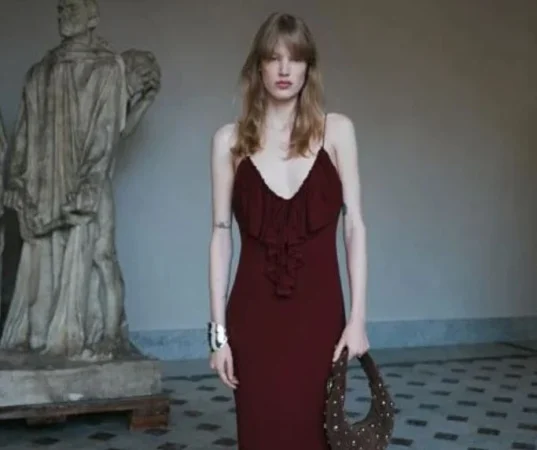 Estas son todas las novedades de Mango para esta primavera 62 Merca2.es Bolso mini (25,99 euros)