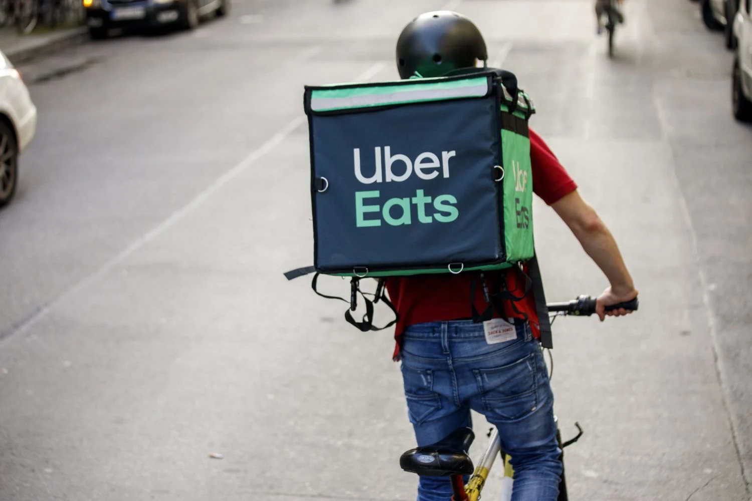 Uber compra Delivery Hero por 14.800 millones y crea un gigante global de reparto en 99 países