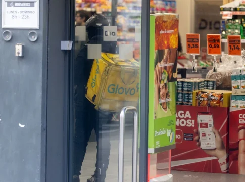 Repartidor de Glovo en 2024. Fuente: Agencias