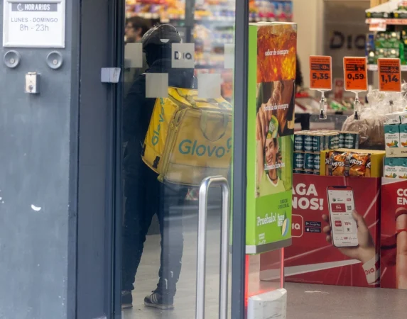 Repartidor de Glovo en 2024. Fuente: Agencias