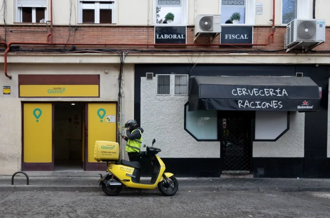 Repartidor de Glovo en Madrid. Fuente; Agencias