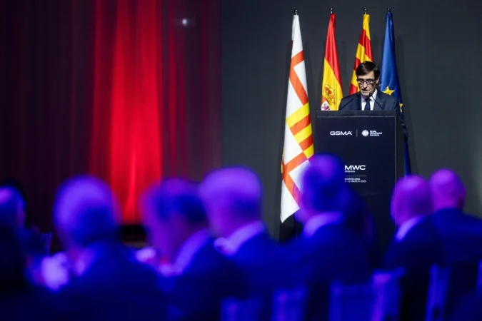 EuropaPress 6554092 president generalitat salvador illa interviene cena oficial mwc mobile Merca2.es