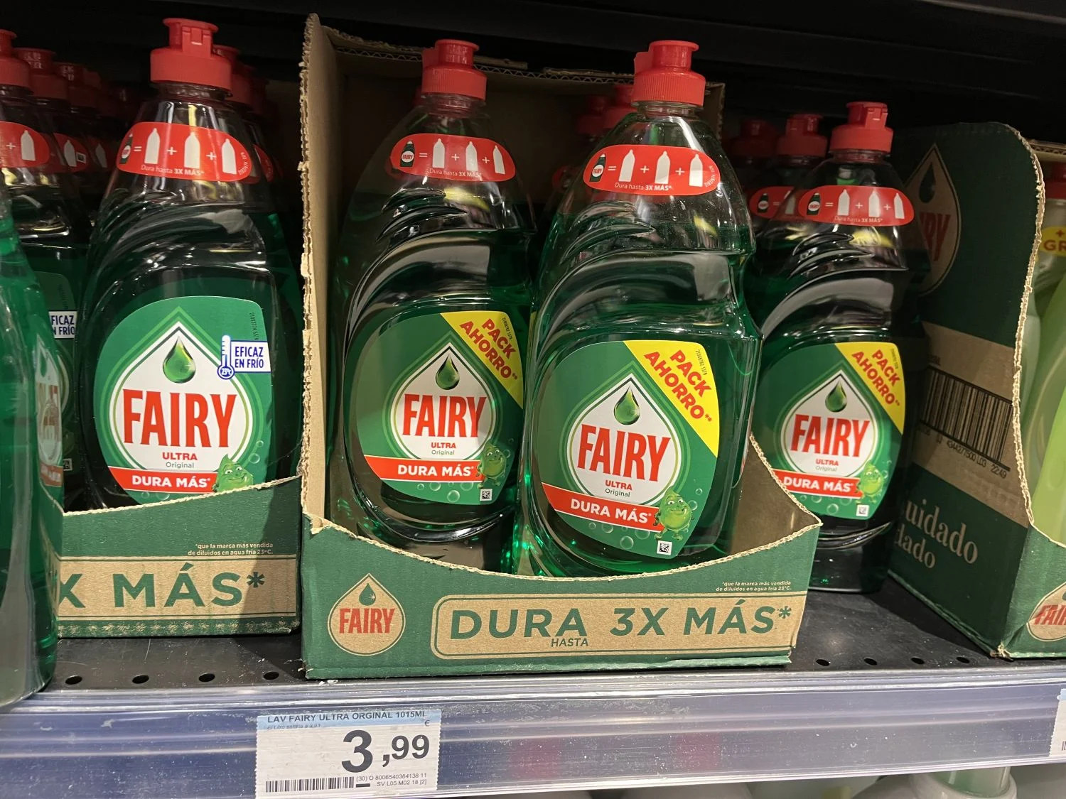 Fairy presume de ahorro mientras aplica la estrategia de cobrar más por menos cantidad