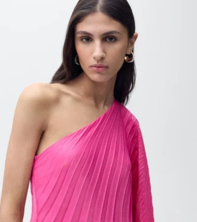 Mango los vestidos asimétricos tendencia para esta primavera a precios nunca vistos 15 Merca2.es Mango: la mejor opción para su look de primavera