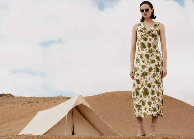 4. Vestido estampado de Sfera (49,99€)