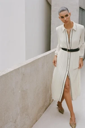 Zara está ya preparada para la primavera con su colección de vestidos clásicos 72 Merca2.es ¿Cómo combinar estos vestidos largos para la primavera?