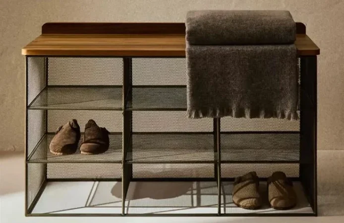 Otro zapatero estrecho que encontramos en Zara Home