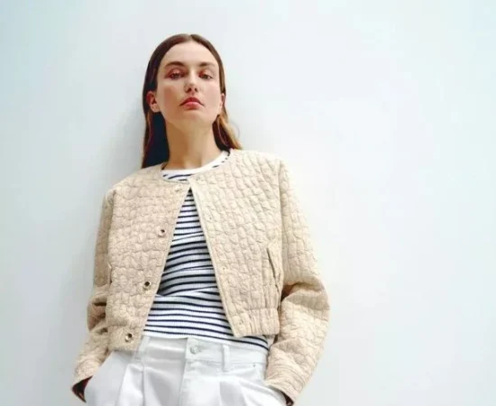 3. Chaqueta acolchada estilo bomber: estilo, comodidad y expresión