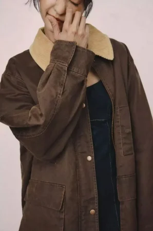 6. Chaqueta con cuello en contraposición: una curiosidad que es bastante diferente