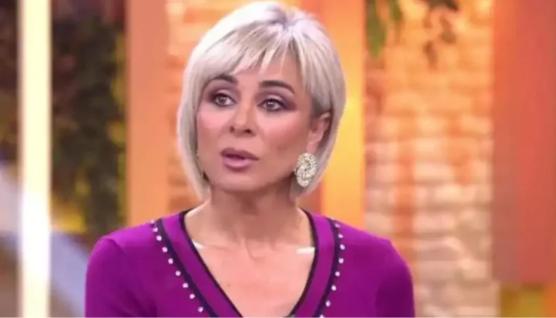 Ana María Aldón aclara las cosas y confirma lo de Rocío Carrasco: "Yo no tengo..." 24 Merca2.es ana maria aldon en viva la vida Merca2.es