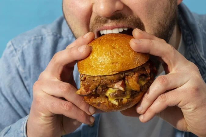 close up delicious fast food meal Merca2.es