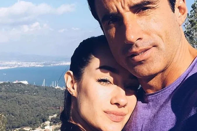 Adara Molinero ataca como nunca al padre de su hijo a través de una carta explosiva 24 Merca2.es hugo sierra Merca2.es