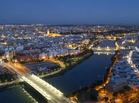 view-sevilla-by-night