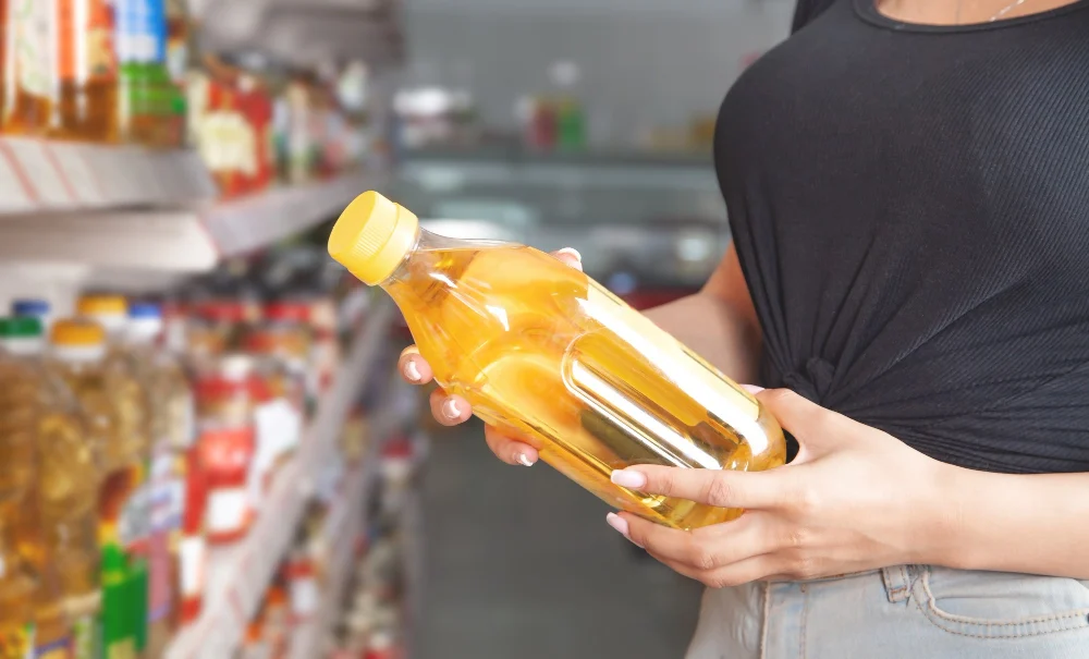 No es grasa ni kilos de más: este ingrediente te está hinchando por dentro
