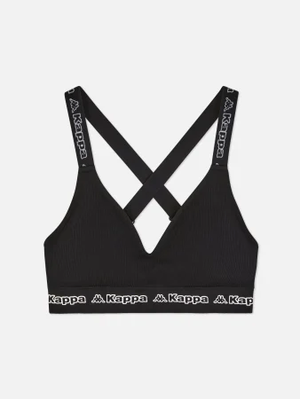 Con Primark despídete de esos sujetadores incómodos para siempre y por menos de 8 euros 11 Merca2.es Adiós al sujetador incómodo: El top deportivo sin costuras de Primark