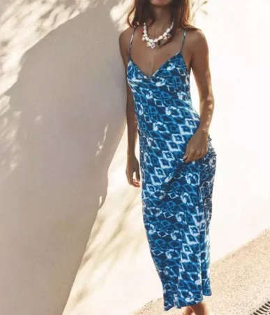 5. Vestido midi lencero estampado