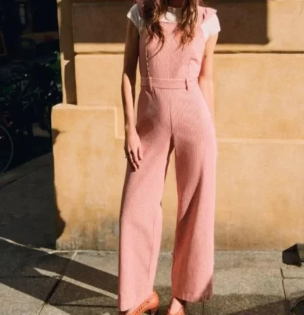 Estos petos largos de Cortefiel son la opción perfecta para un estilo effortless 87 Merca2.es Peto con estampado de rayas en color rojo