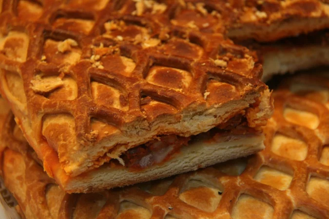 Hornazo salmantino: Un plato típico del lunes de aguas 4 Merca2.es Hornazo Salamaca Cerca01 Merca2.es