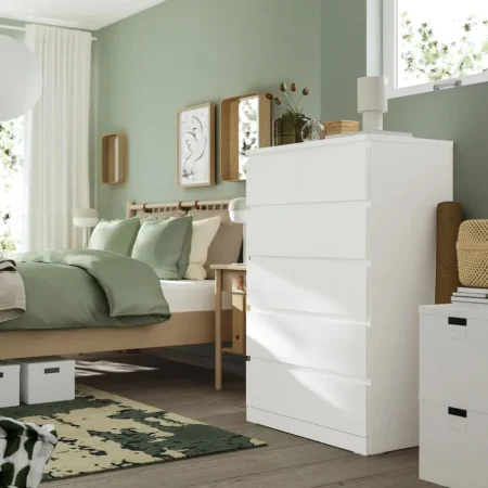 Ikea rebaja su cómoda clásica más vendida, aprovecha esta oportunidad 87 Merca2.es ¿Por qué todo el mundo quiere la cómoda MALM?